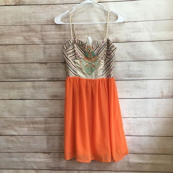 FLYING TOMATO EMBROIDERED DRESS - Picture 1 of 8